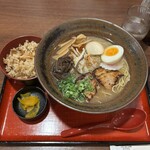 大阪の味らーめん 喜らく - 