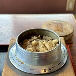 釜めし 竹屋 - 舞茸釜めし　¥1,300