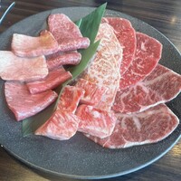 焼肉うしごろ 銀座並木通り店 - 