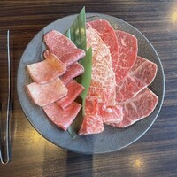 焼肉うしごろ 銀座並木通り店 - 