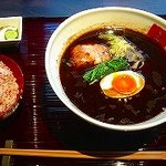 博多 五行 - 焦がし醤油+ランチサービスの五穀米+漬物