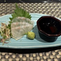 横浜 夜景 鉄板焼＆ステーキ 祥鳳 - ・本日のお造り
                    愛媛県産真鯛