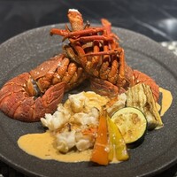横浜 夜景 鉄板焼＆ステーキ 祥鳳 - ・鉄板焼
                    伊勢海老の鉄板焼～海老味噌のアメリケーヌソース～