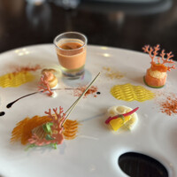 DINING & BAR TABLE 9 TOKYO - 