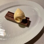 ラーモニー・ドゥ・ラ・ルミエール - 