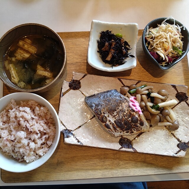 Balance Shokudo &amp; Cafe Asshoku photo 2