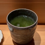 鮨 つぼみ - 冷たい緑茶