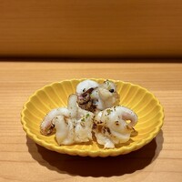 鮨 つぼみ - 新イカ ゲソ焼き 醤油と七味 出水より
                      柔らかな食感が堪りません！
