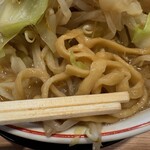 豚山 - 大ぶたダブル(ニンニク、野菜マシマシ、アブラマシマシ)