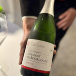 MAISON LAMELOISE - こちらに来たら、スパークリングだってシャンパーニュじゃなくてクレマンでしょう！
      こちらは、ラムロワーズのオリジナルだそう。