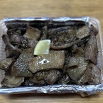 炭火焼鶏 吉松 - 鶏皮焼900円