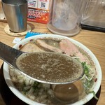 津軽煮干 ひらこ屋 - 特こいくち(特製濃口煮干そば)