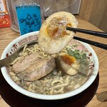 津軽煮干 ひらこ屋 - 特こいくち(特製濃口煮干そば)