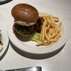 J.S. BURGERS CAFE 名古屋mozo店