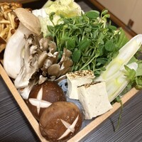 しゃぶしゃぶ 吟半 お台場店 - 