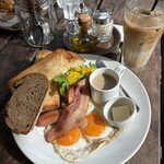 ベーカリー&レストラン沢村 - 