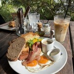 ベーカリー&レストラン沢村 - 