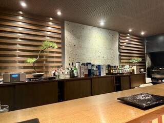 焼き鳥 ひぐも - 内観