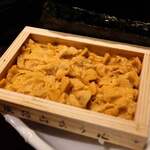 志津鮨 - 淡路島、由良の赤ウニ