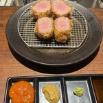 とんかつ ここまでやるか。 - 