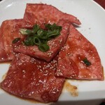 焼肉宝園 本店 - 上ロース