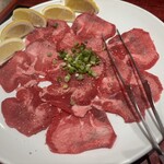焼肉宝園 本店 - 上塩タン