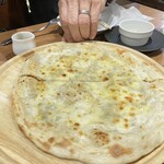 オリーブの丘 - クワトロフォルマジョ（Pizza）