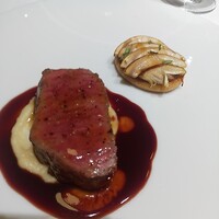 シェ ケンタロウ - 熊本産あか牛のサーロインとたまご茸