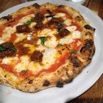 savoy クラシック - 煮込み尾崎牛いりのピザ