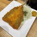 国民酒場 じぃえんとるまん - アジフライ