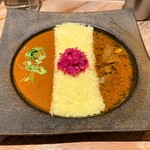 ピワン - 夢に見た2種盛り（チキン＆エビ）