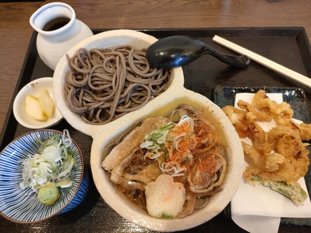 肉そば 舞鶴 東根店 &ndash; 本格肉そばと豊富なメニュー | 山形