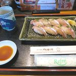 ししゃも寿司　8カン1800円（税別）