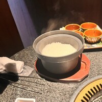 個室 和牛焼肉 吟 難波店 - 