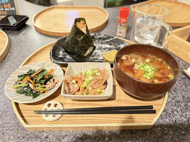 Onigiri Senmonten Tsumugiya