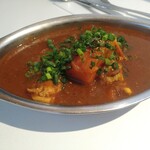 トマトカレー（鶏肉・辛さ普通）1150円(税込) 