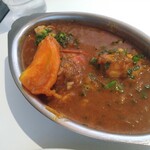 トマトカレー（鶏肉・辛さ普通）1150円(税込) 