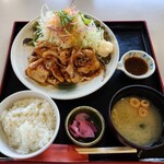レストラン かなめ屋 - 料理写真:生姜焼き定食