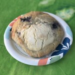 Diamond Head Market & Grill - ブルーベリークリームチーズスコーン