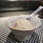 鮨うめざわ - イチジクのアイス