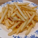 バーミヤン - 料理写真:山盛りフライドポテト(クーポン使用)¥191