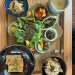 お野菜クリニック とまりこ食堂 - 