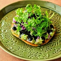 セビーチェ・トスターダ(Ceviche Tostada)