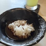 肉処 牛慎 - 　☘️残った溶き玉子に、ご飯を頂いて
      　　食べたら、旨〜い❤️
      　　マスターありがとうございました！