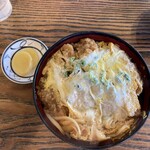 うどんのもとなり - 料理写真:かつ丼800円