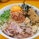 ラーメンエース - 期間限定 台湾汁なし ニンニク少し、アブラ