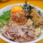 ラーメンエース - 期間限定 台湾汁なし ニンニク少し、アブラ