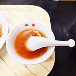 味楽 - ラーメンの旨さを確信できる、中華"醤油"スープ。