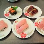 にぎりの徳兵衛 - 大トロ×3　うに　国産鰻