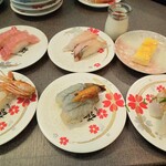 にぎりの徳兵衛 - ぼたん海老　中トロ　シマアジ　カタラーナ　プリン　釣金目鯛　白姫海老